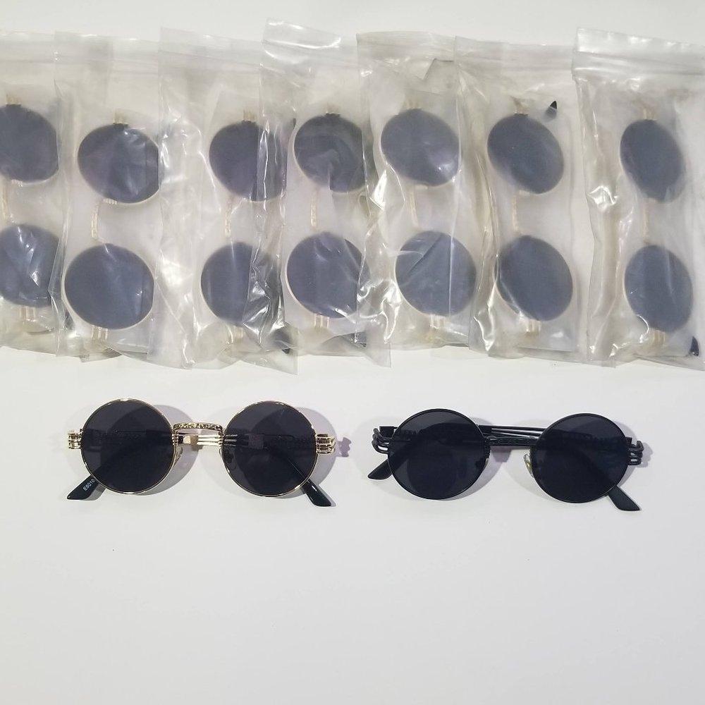lot of 6 sunglasses ( 5 gold 1 black)